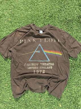 Pink Floyd Rainbow Theatre London England 1972 Graphic T-Shirt